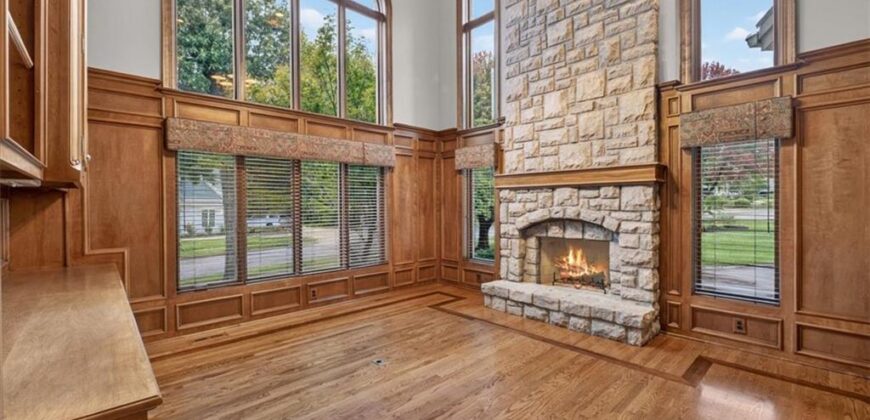 1416 Woodbury Drive, Liberty, MO 64068