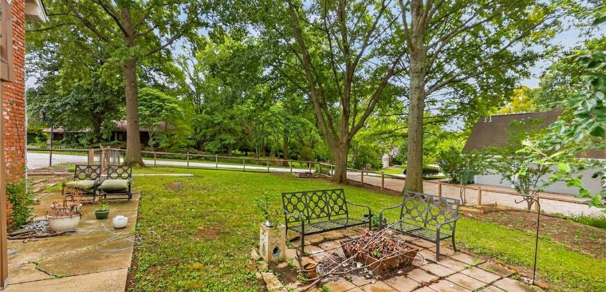 609 Nashua Road, Liberty, MO 64068