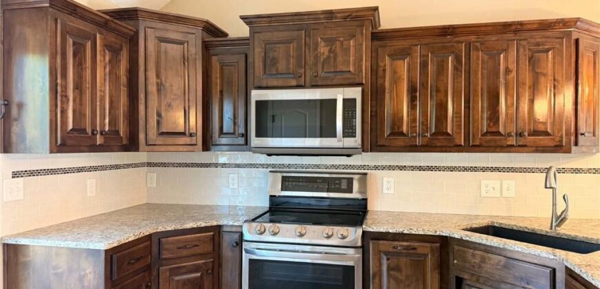 7912 NE 111th Street, Kansas City, MO 64157