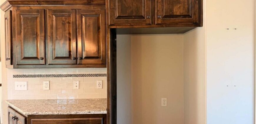 7912 NE 111th Street, Kansas City, MO 64157