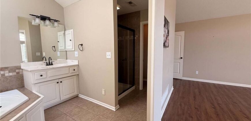 7912 NE 111th Street, Kansas City, MO 64157
