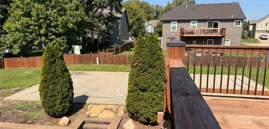 7912 NE 111th Street, Kansas City, MO 64157