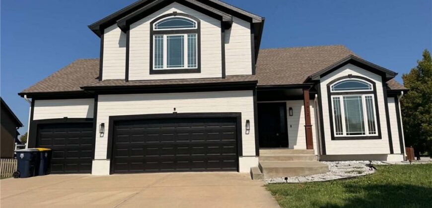 7912 NE 111th Street, Kansas City, MO 64157
