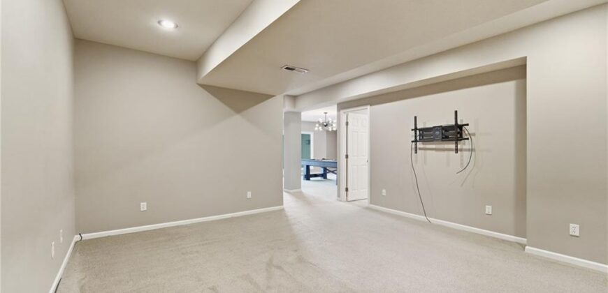 1104 NW 91st Terrace, Kansas City, MO 64155