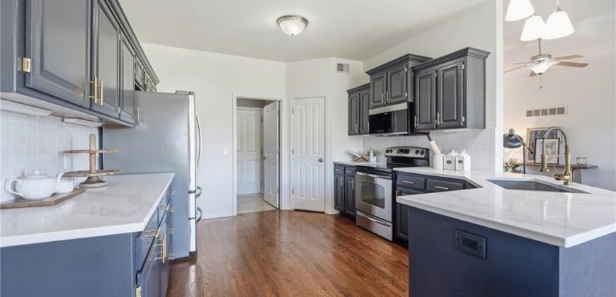 1104 NW 91st Terrace, Kansas City, MO 64155