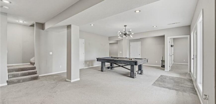 1104 NW 91st Terrace, Kansas City, MO 64155