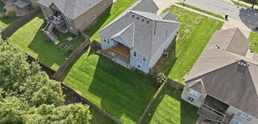 1104 NW 91st Terrace, Kansas City, MO 64155
