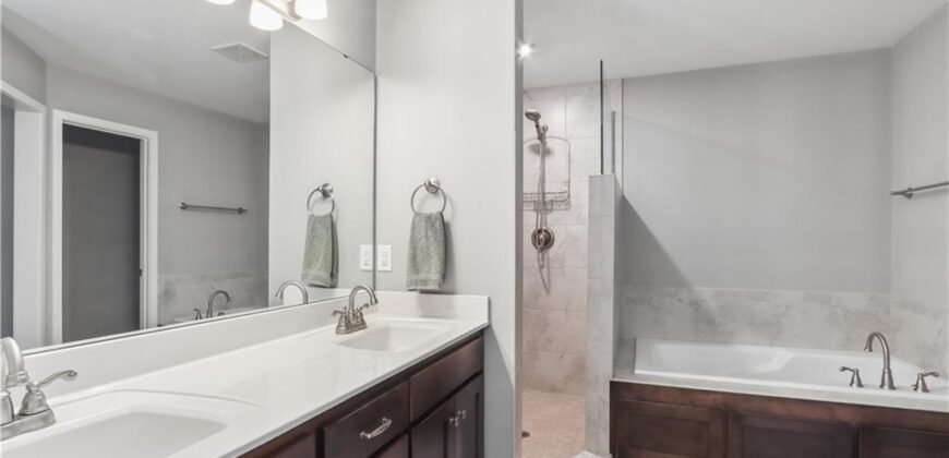 7700 N Lawn Avenue, Kansas City, MO 64119