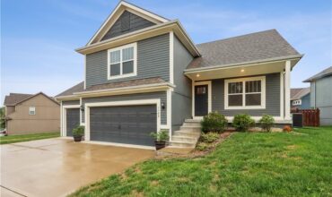 7700 N Lawn Avenue, Kansas City, MO 64119
