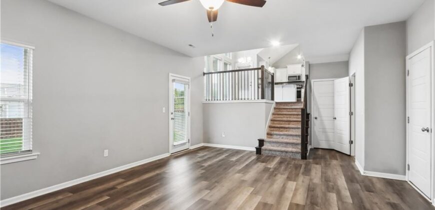 7700 N Lawn Avenue, Kansas City, MO 64119