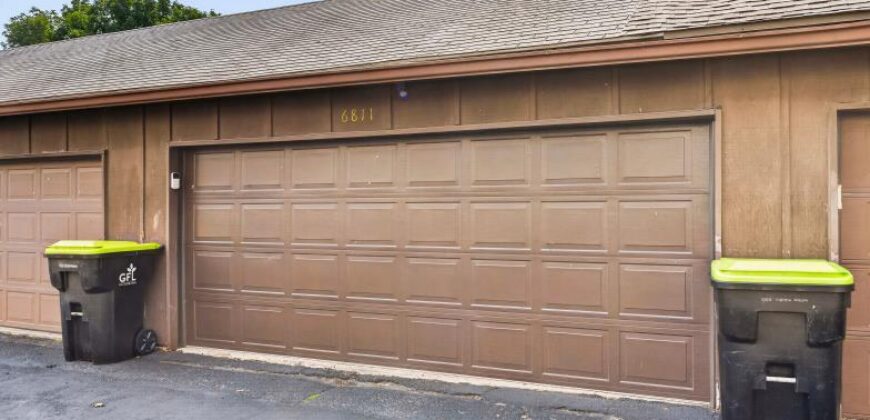 6811 N Askew Circle, Gladstone, MO 64119