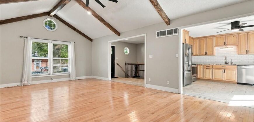 1210 N Withers Road, Liberty, MO 64068