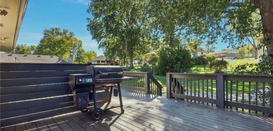 1210 N Withers Road, Liberty, MO 64068