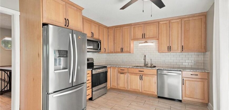 1210 N Withers Road, Liberty, MO 64068