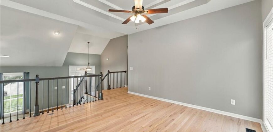 7552 N Tullis Avenue, Kansas City, MO 64158