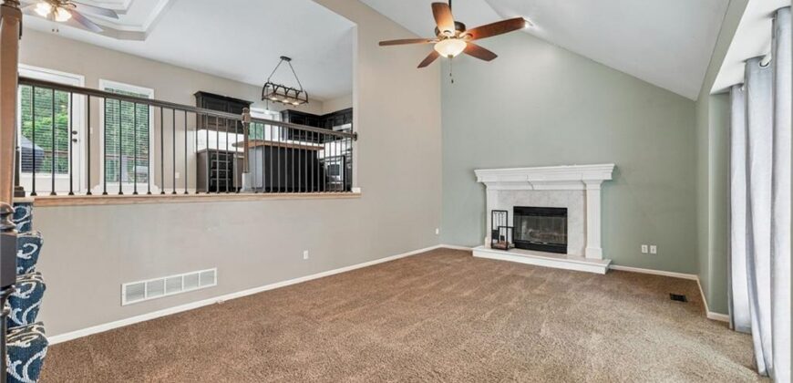 7552 N Tullis Avenue, Kansas City, MO 64158