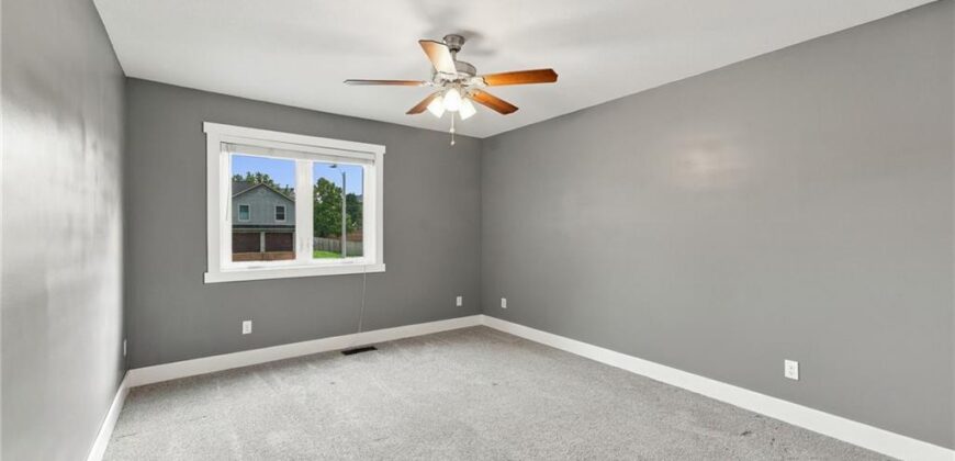 7552 N Tullis Avenue, Kansas City, MO 64158