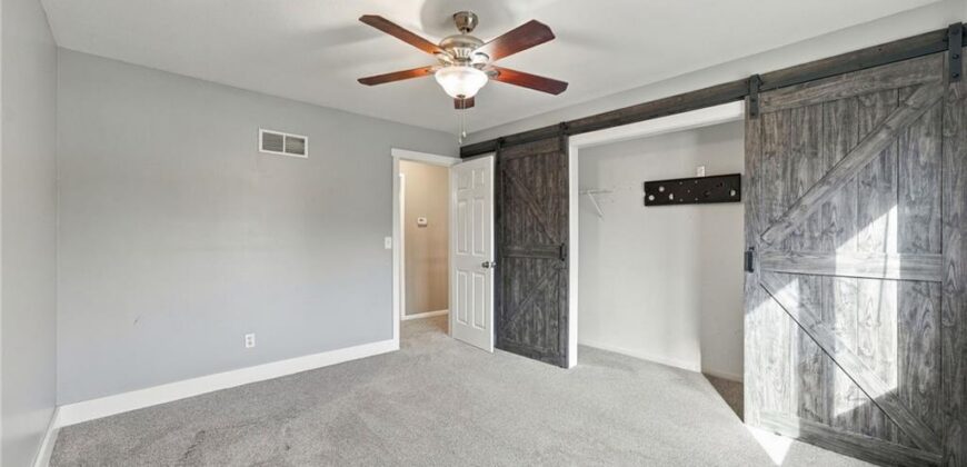 7552 N Tullis Avenue, Kansas City, MO 64158