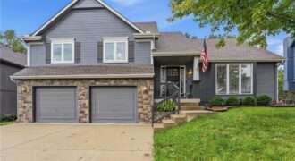 7552 N Tullis Avenue, Kansas City, MO 64158