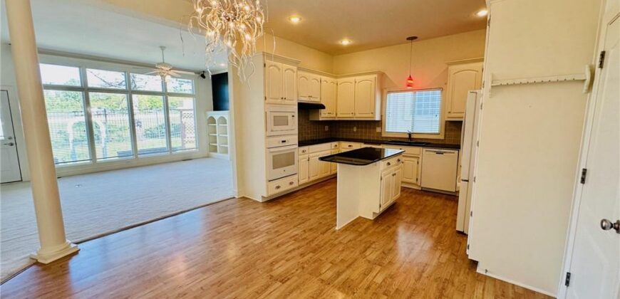 1912 Carter Court, Liberty, MO 64068