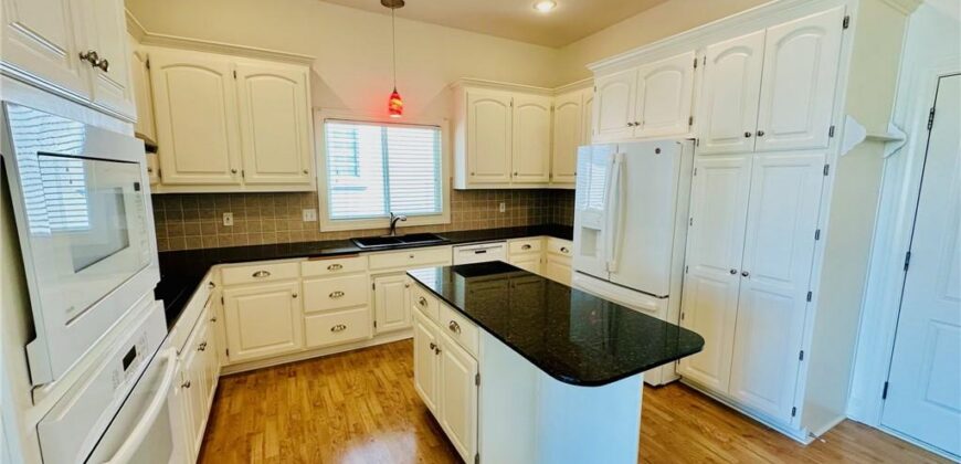 1912 Carter Court, Liberty, MO 64068