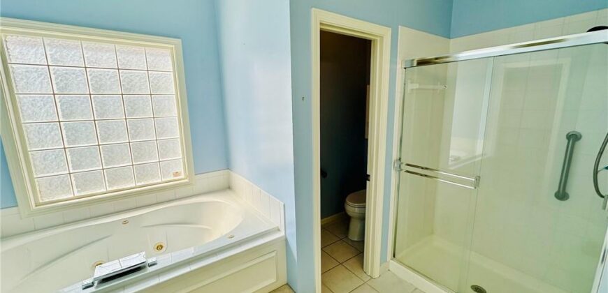 1912 Carter Court, Liberty, MO 64068