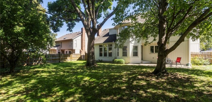 7820 N Olive Street, Kansas City, MO 64118