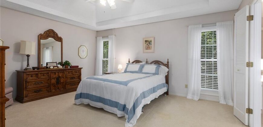 7820 N Olive Street, Kansas City, MO 64118