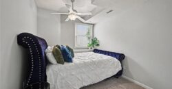 14090 NW 64th Terrace, Parkville, MO 64152