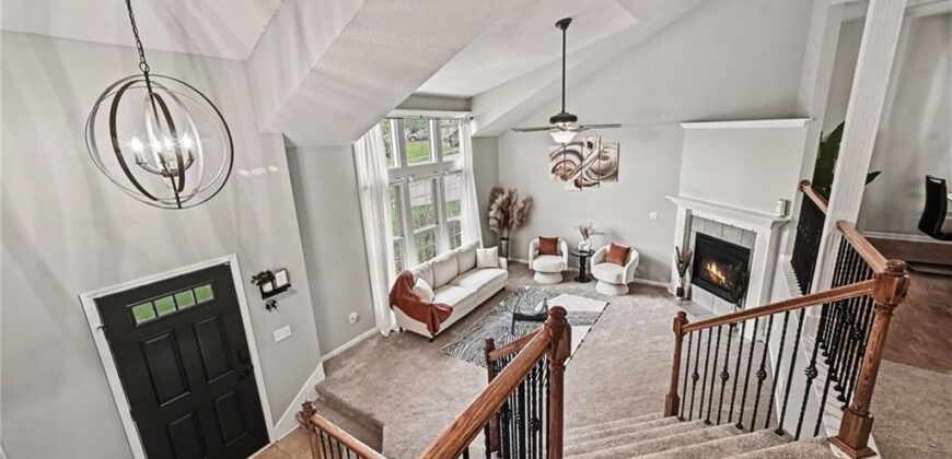 14090 NW 64th Terrace, Parkville, MO 64152