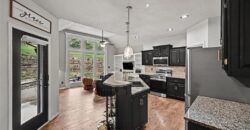 14090 NW 64th Terrace, Parkville, MO 64152