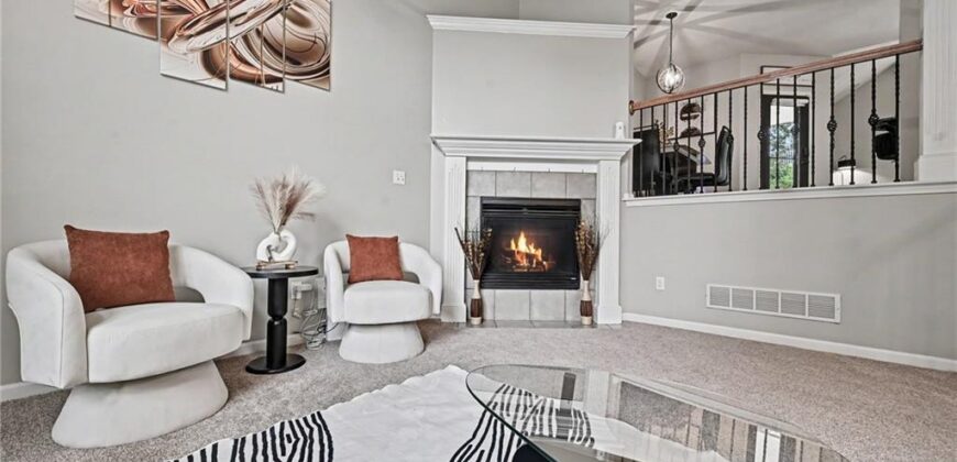 14090 NW 64th Terrace, Parkville, MO 64152
