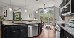 14090 NW 64th Terrace, Parkville, MO 64152
