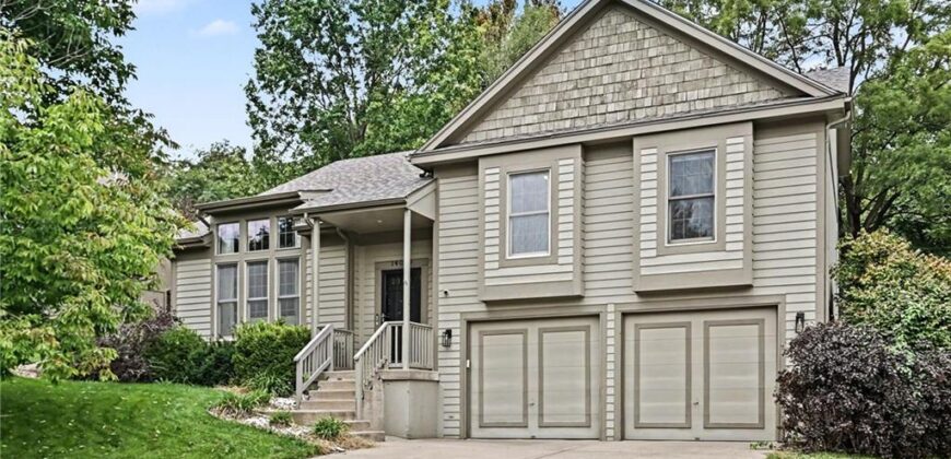 14090 NW 64th Terrace, Parkville, MO 64152