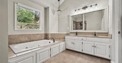 14090 NW 64th Terrace, Parkville, MO 64152
