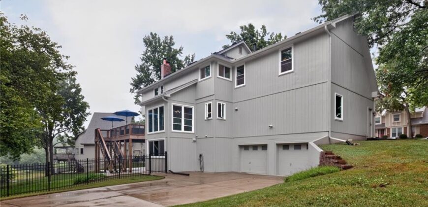 6216 NW 77th Street, Kansas City, MO 64151