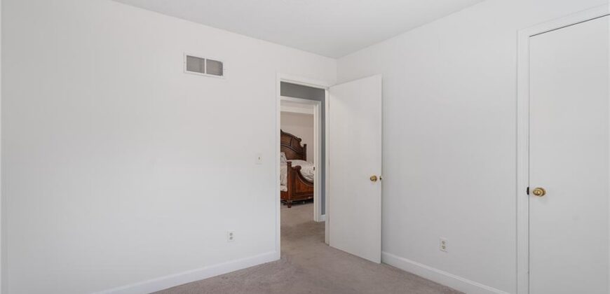4108 N Troost Avenue, Kansas City, MO 64116
