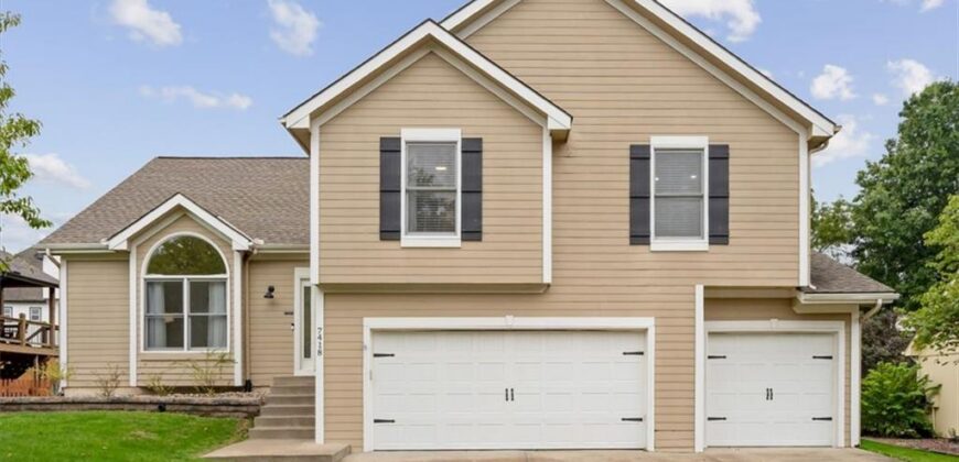 7418 N Sycamore Avenue, Kansas City, MO 64158
