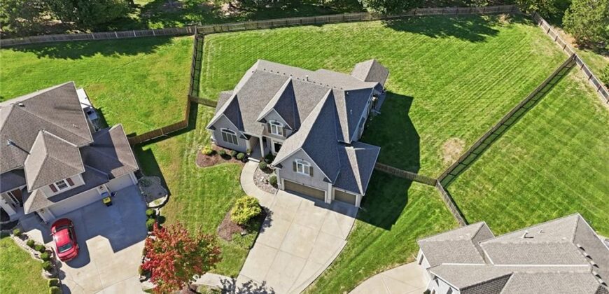 9520 N Askew Avenue, Kansas City, MO 64156