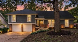 1001 Wyckwood Drive, Liberty, MO 64068