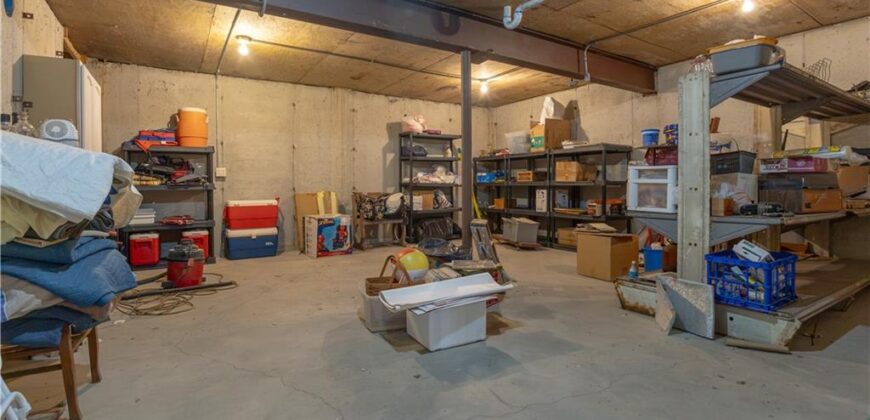 Francis Road, Kearney, MO 64060