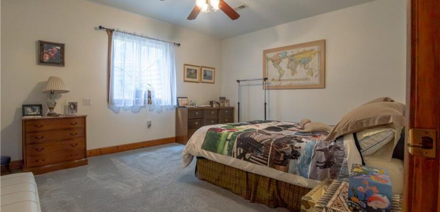 Francis Road, Kearney, MO 64060
