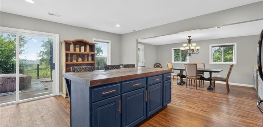21021 Missouri City Road, Liberty, MO 64068