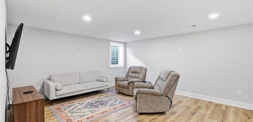 1025 NW 95th Terrace, Kansas City, MO 64155