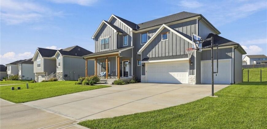 1025 NW 95th Terrace, Kansas City, MO 64155
