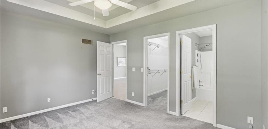 8310 N Barclay Circle, Kansas City, MO 64118