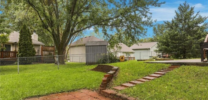 1711 Sunset Drive, Kearney, MO 64060