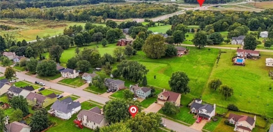 1711 Sunset Drive, Kearney, MO 64060