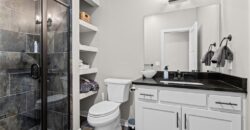 5866 S National Drive, Parkville, MO 64152