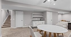 5866 S National Drive, Parkville, MO 64152